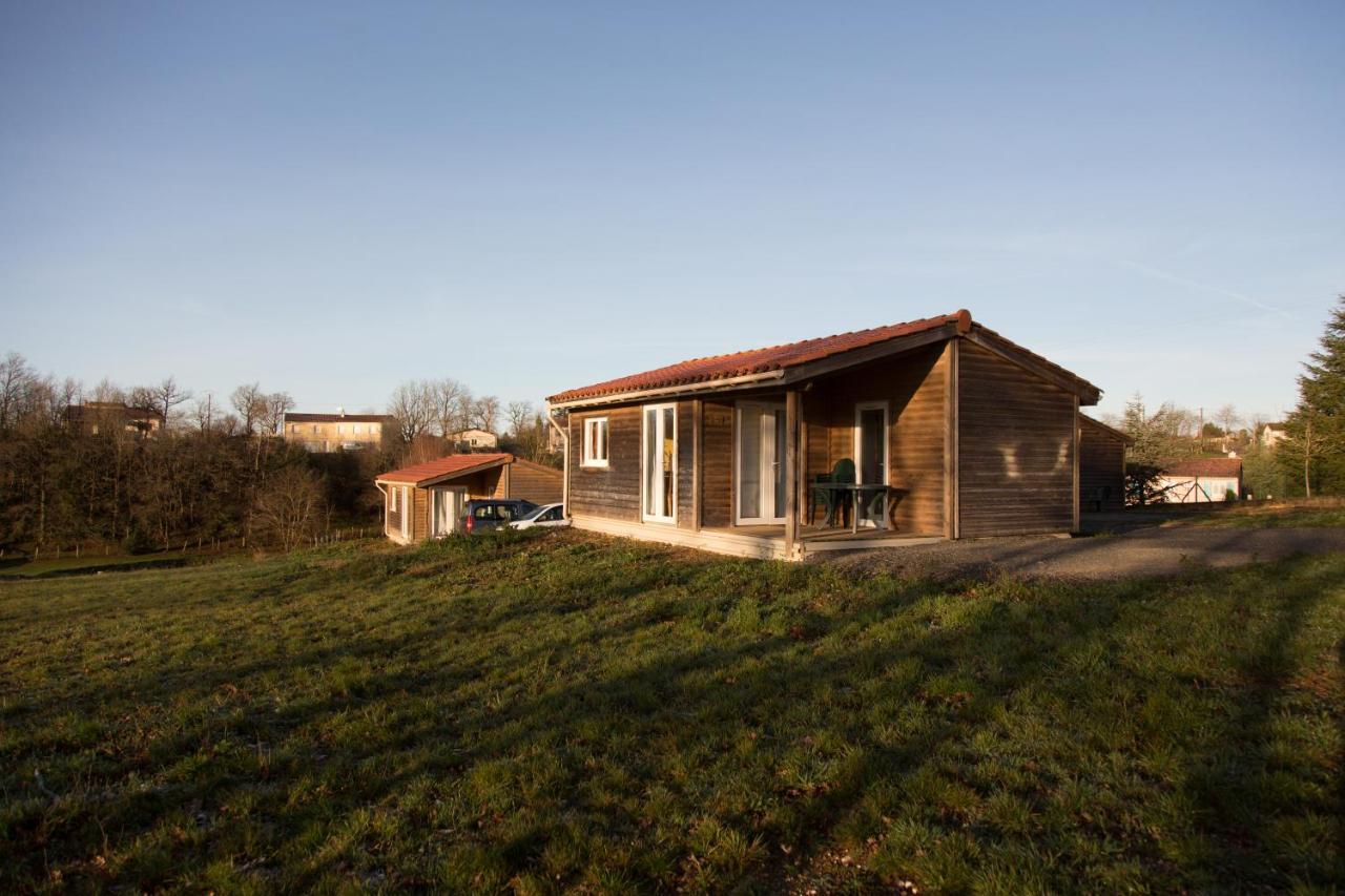 Les Chalets D Hermine Montredon-Labessonnie Ngoại thất bức ảnh