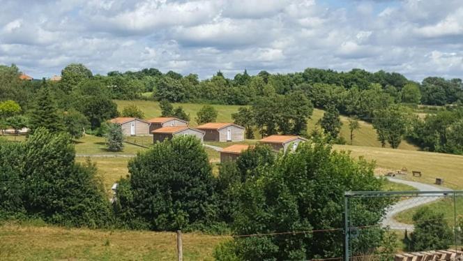 Les Chalets D Hermine Montredon-Labessonnie Ngoại thất bức ảnh